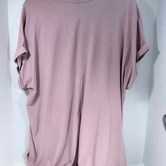 Banana Republic Mauve V-Neck Short Sleeve Top - Picture 2 of 5